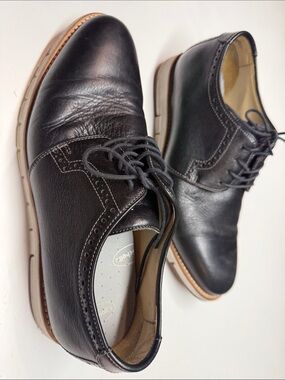 Johnston & Murphy Men's Black Leather Lace-Up Dress Shoes by